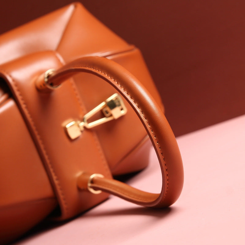 Leather handbags dumplings handbag