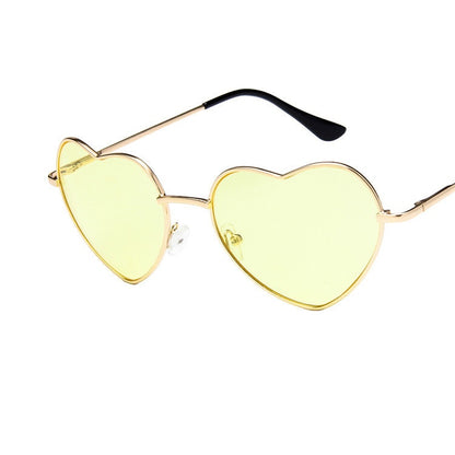 Women's Retro Color Gradient Love Sunglasses