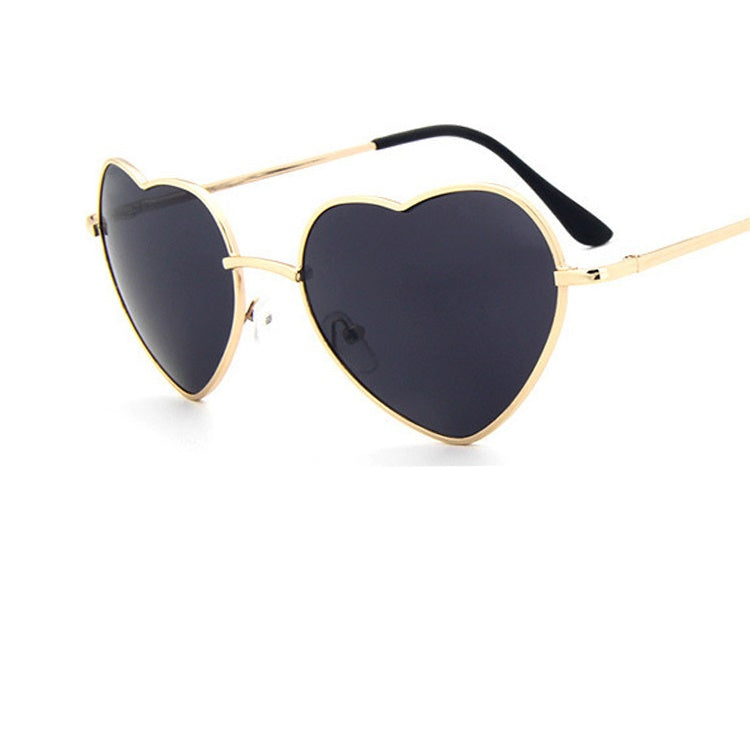 Women's Retro Color Gradient Love Sunglasses