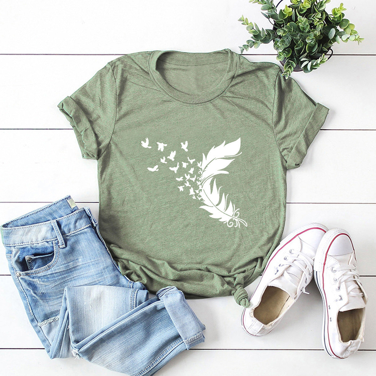 Summer Women Clothing New Feather Print T-Shirt