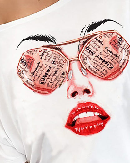 Fashionable cool sunglasses print T-shirt