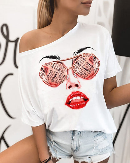 Fashionable cool sunglasses print T-shirt