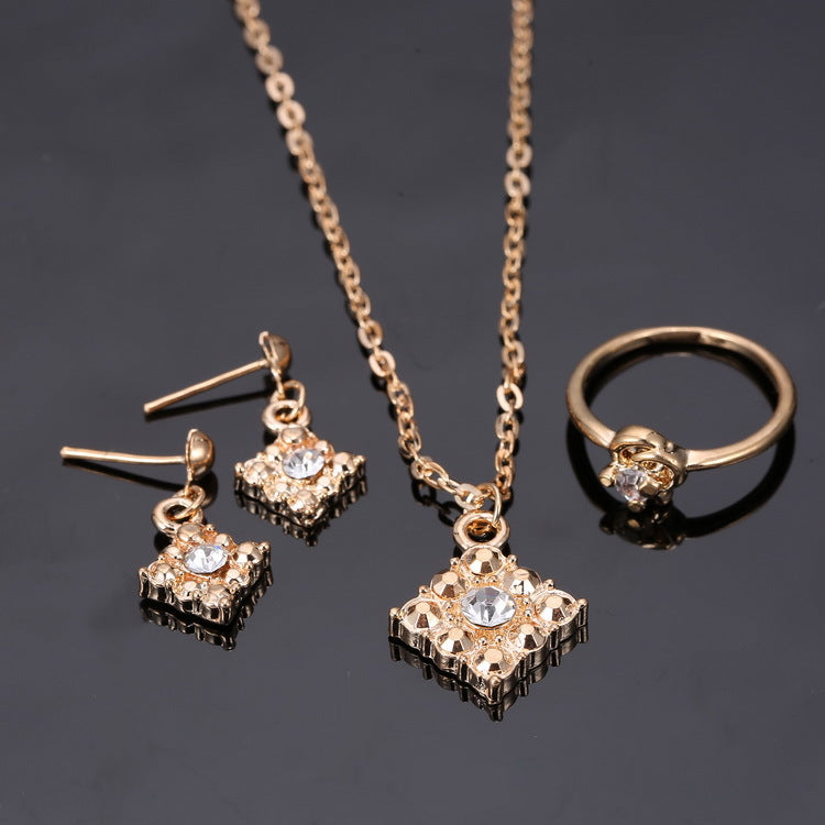 Diamond necklace and earring