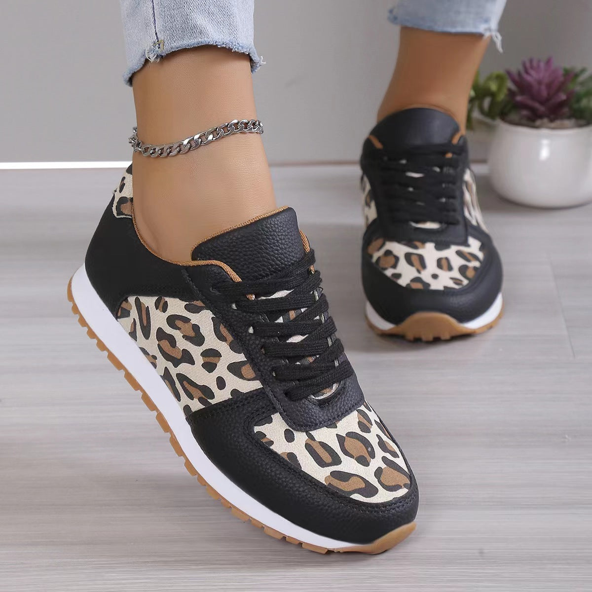 Leopard Print Lace-up Sports Sneakers