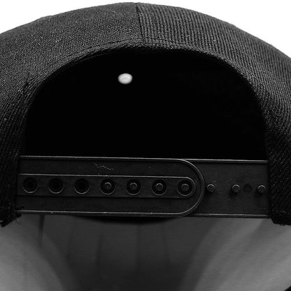 Porous Skull Rivet Hip Hop Hat