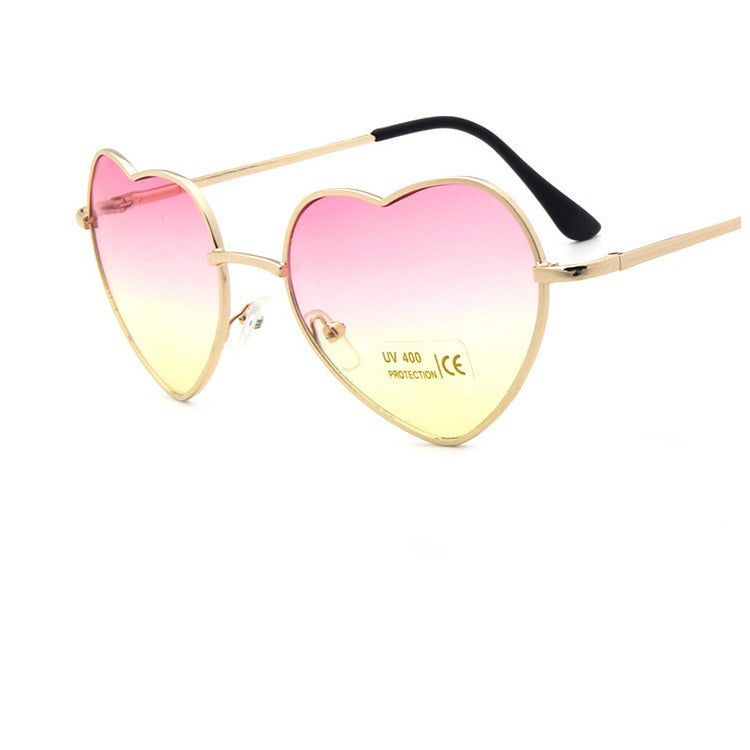 Women's Retro Color Gradient Love Sunglasses