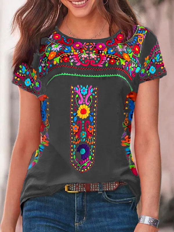 Women's Bohemian Print Round Neck Short Sleeve T-shirt