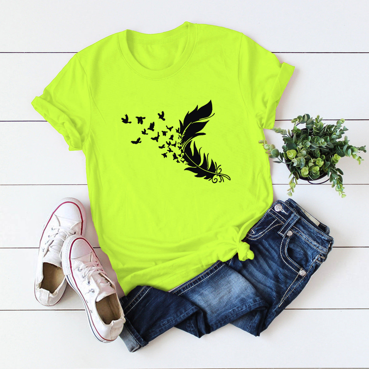 Summer Women Clothing New Feather Print T-Shirt