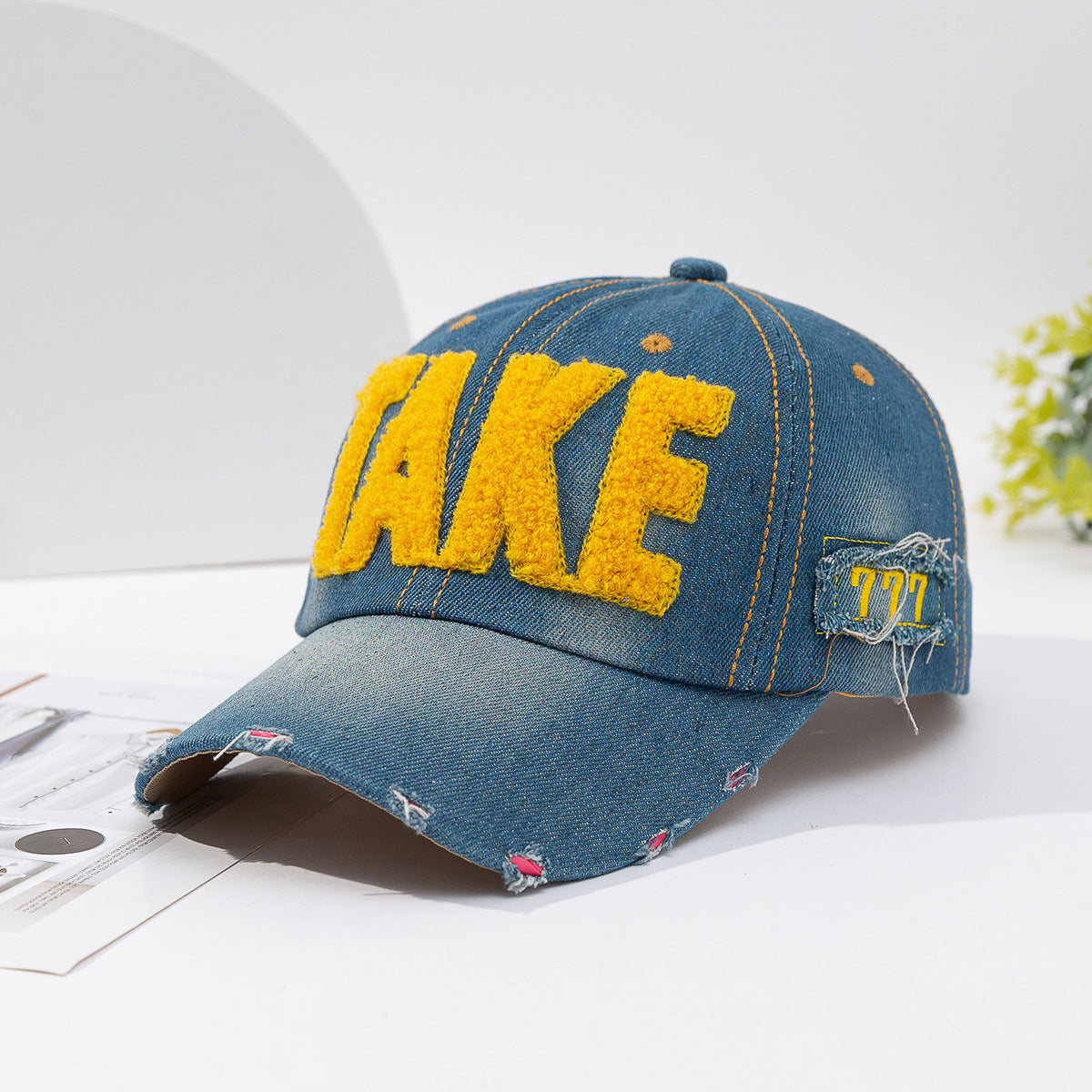 Three-dimensional Embroidered Ripped Letter-printing Denim Baseball Cap