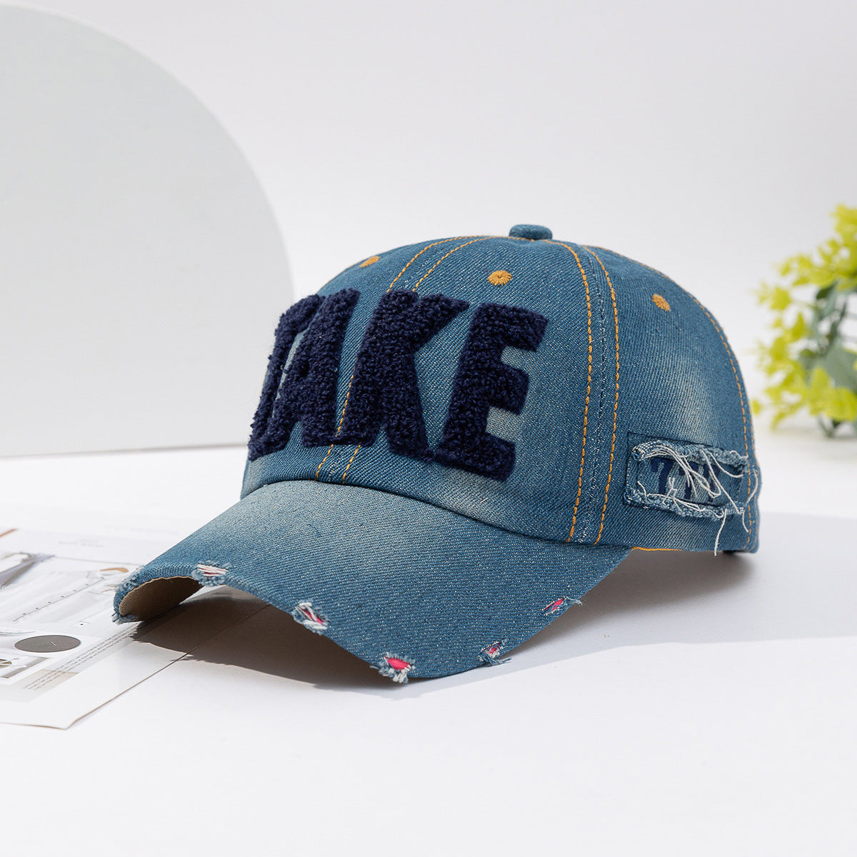 Three-dimensional Embroidered Ripped Letter-printing Denim Baseball Cap